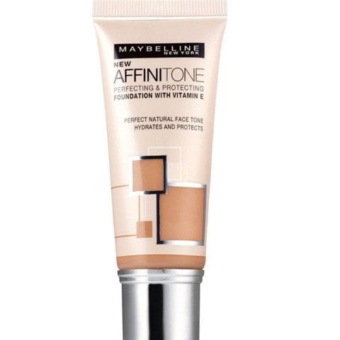 Maybelline Affinitone Fondöten 24 GOLDEN BEIGE