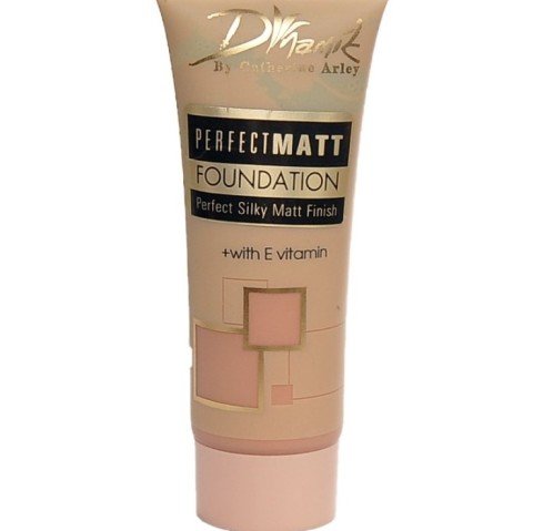 Catherine Arley Dinamik Matte Fondöten 03